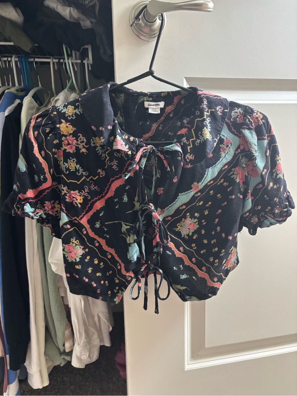 Urban Outfitters Kimchi Blue Black Floral Bandana Tie-Front Crop Top